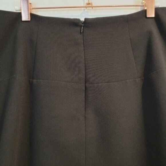 Loft | Scalloped Hem A line Lazer Cut out Skirt Black - Picture 5 of 9